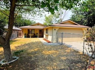 215 N 4th St, Shandon, CA 93461