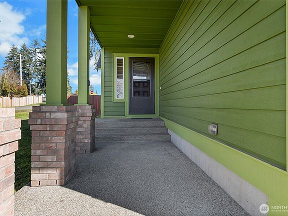 4th image of 602 163rd Street S
