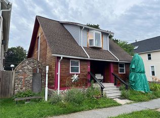 35 Braddock St, Rochester, NY 14612
