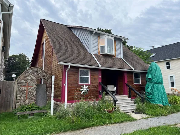 35 Braddock St, Rochester, NY 14612
