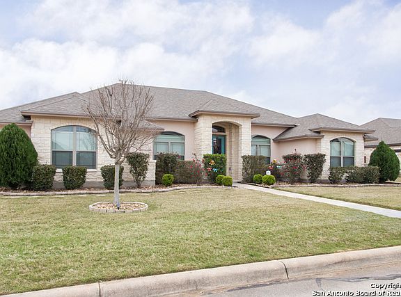 3rd image of 13378 Leeward Ln