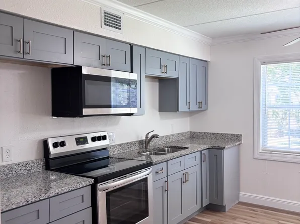 718 Michigan Ct APT 2, Saint Cloud, FL 34769