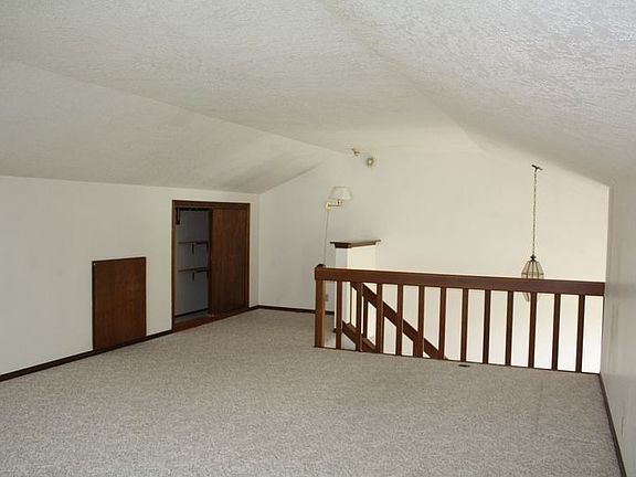 Over 300 square feet in bonus room