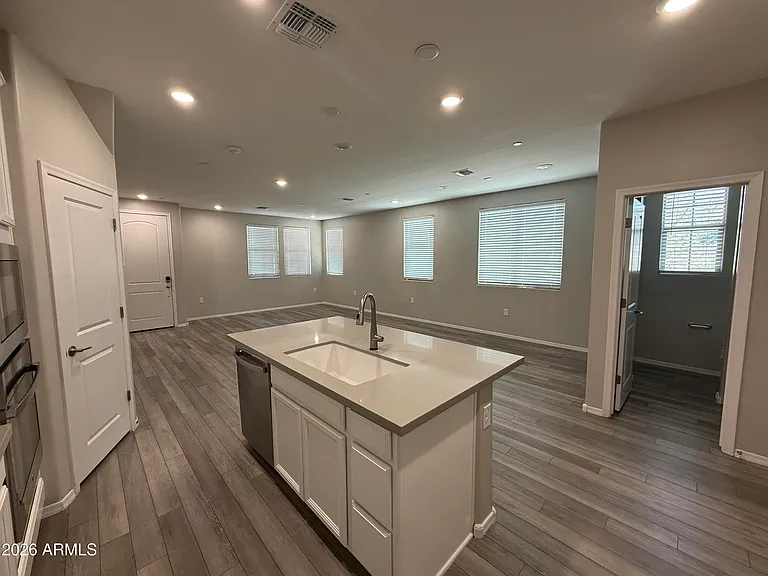 2669 S Peppertree Dr #101 — Photo 8