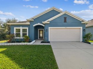 8213 Barnside View Ln, Gibsonton, FL 33534