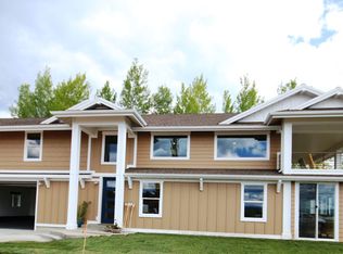 552 S Bear Lake Blvd, Garden City, UT 84028