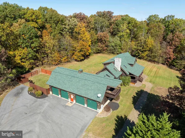 10201 Leetown Rd, Kearneysville, WV 25430