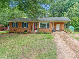 118 Frances St, Greenwood, SC 29646