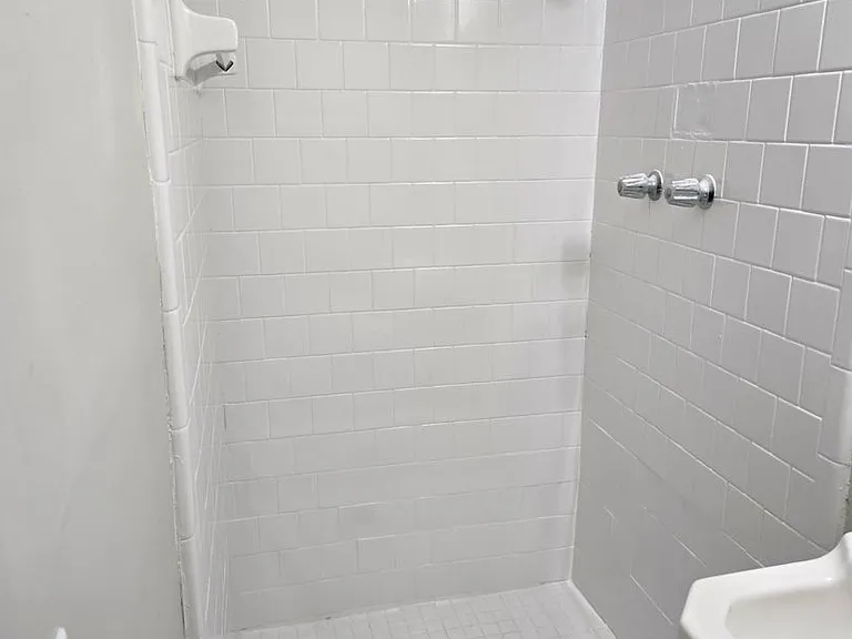 6015 Luna Dr — Photo 17