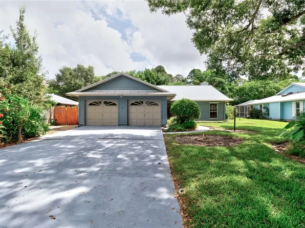 2296 44th Ave, Vero Beach, FL 32966