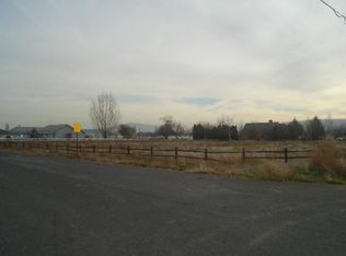 Nna Birchfield & Cayuse Ln, Moxee, WA 98936