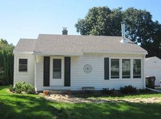 425 E Holum St, Deforest, WI 53532