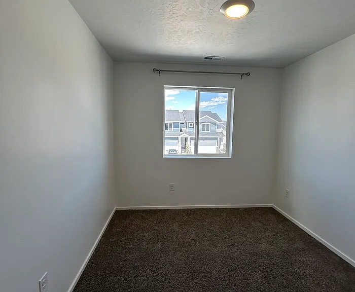 1796 N Blue Iris Ave — Photo 17