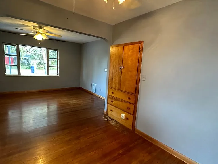 1400 Carolina Ave — Photo 8