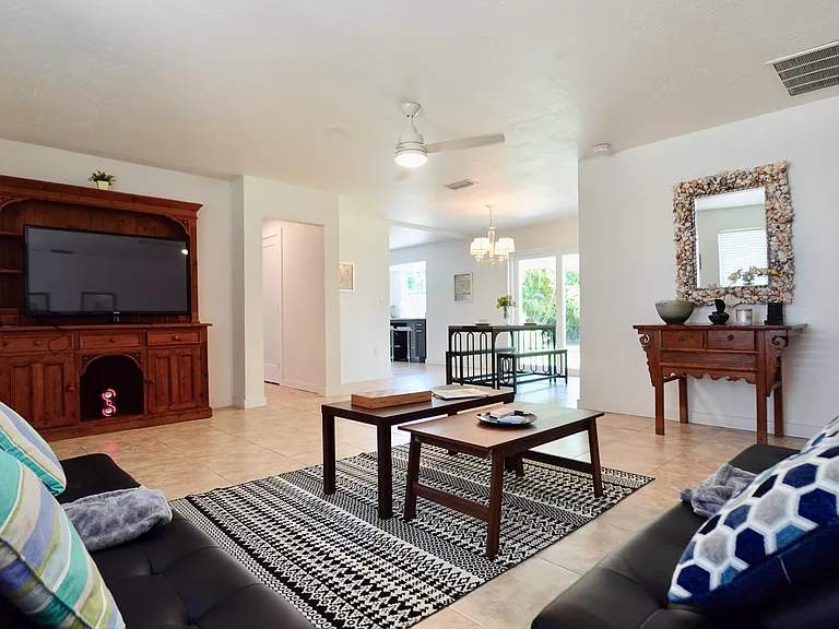 2312 Clipper Way — Photo 1
