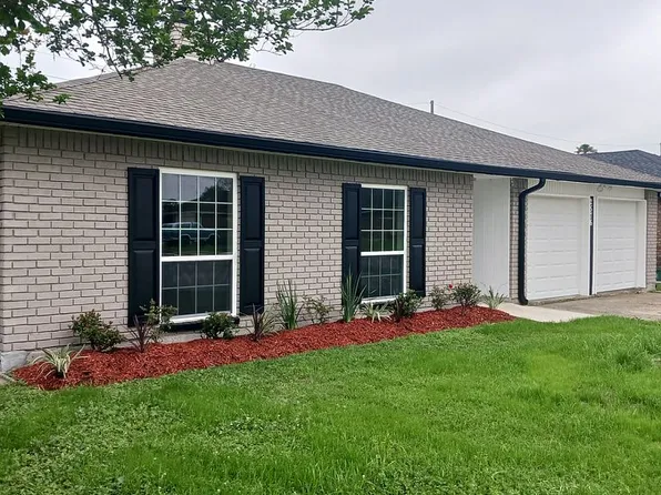 2576 Oakmere Dr, Harvey, LA 70058