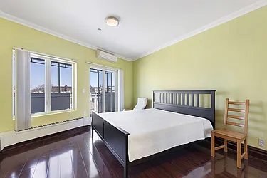 Sold by Thomas Lipovetsky, LREB