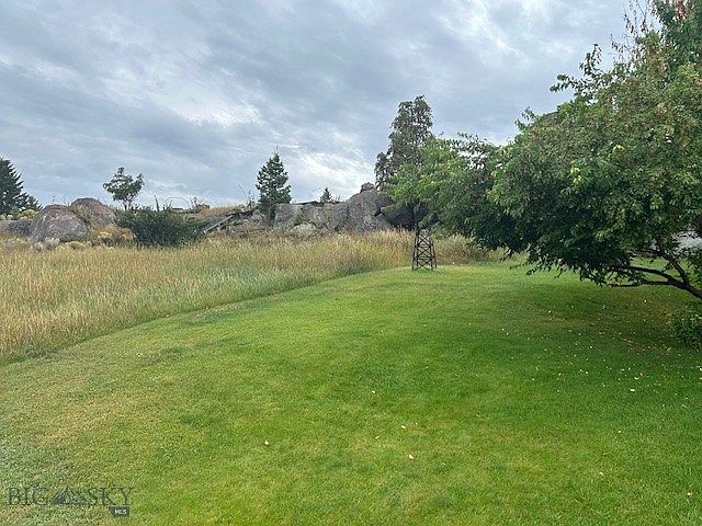 2nd image of LOT 14/15 Mammoth Dr
