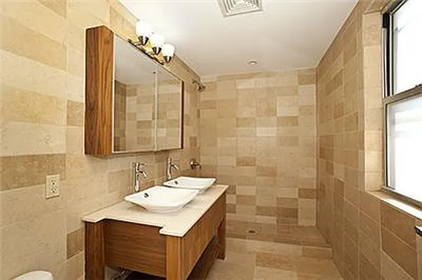 Sold by Park River | media 22