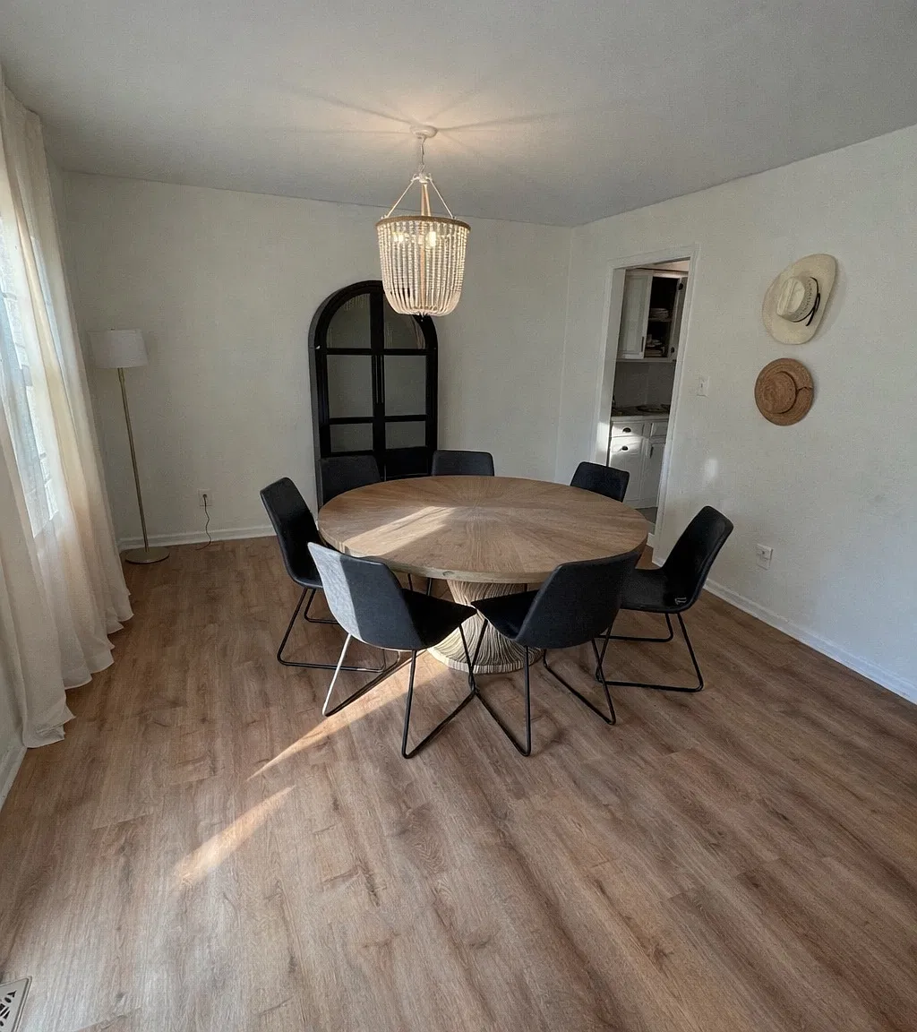 3 bed, 2.5 bath, 1530 sqft, $3,000 — Photo 2