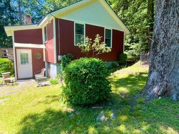 9805 Bear Creek Blvd, Bear Creek Township, PA 18702