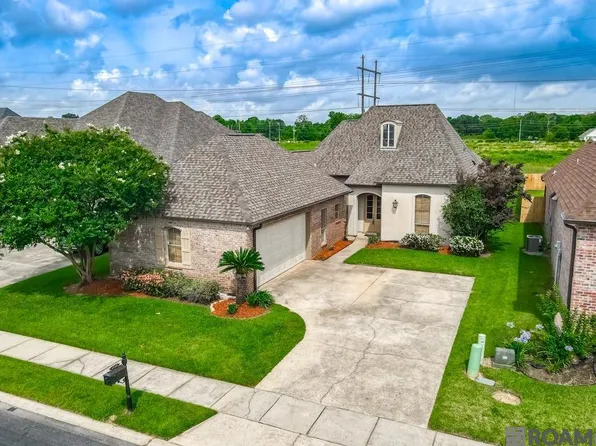8602 Foxfield Dr, Baton Rouge, LA 70809