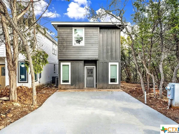 340 Shady Bluff Dr, Wimberley, TX 78676