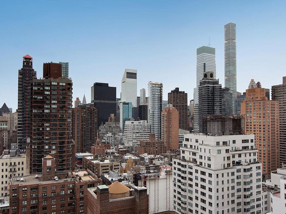 1st image of 300 E 64th St APT 25A