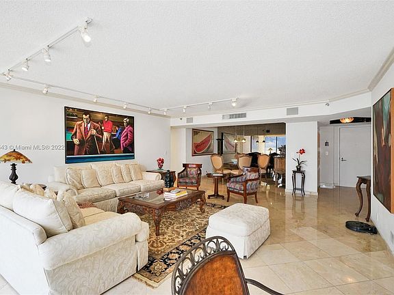 5th image of 1000 Island Blvd #1402