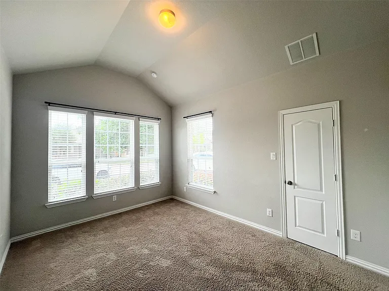 613 Palmilla St — Photo 27