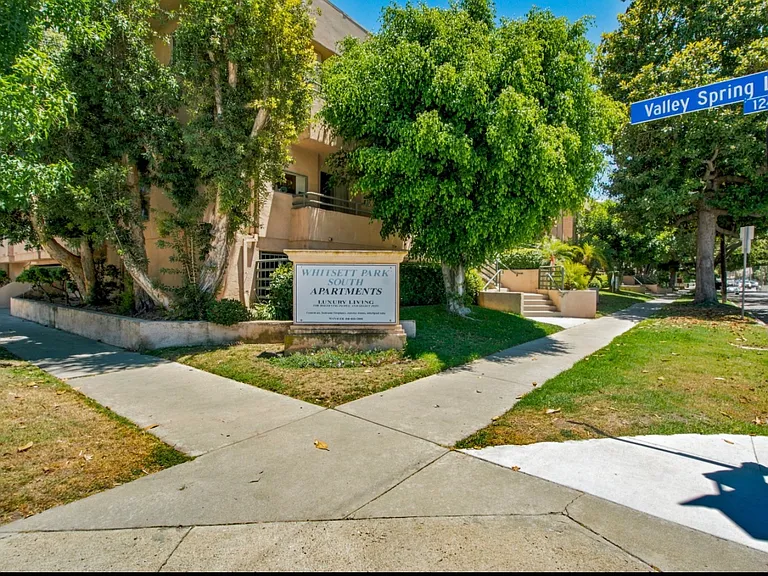 4148 Whitsett Ave #109 — Photo 10