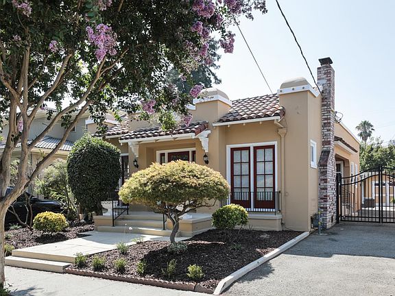 2nd image of 584 Coe Ave