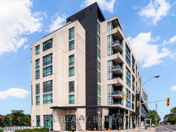 2522 Keele St, Toronto, ON