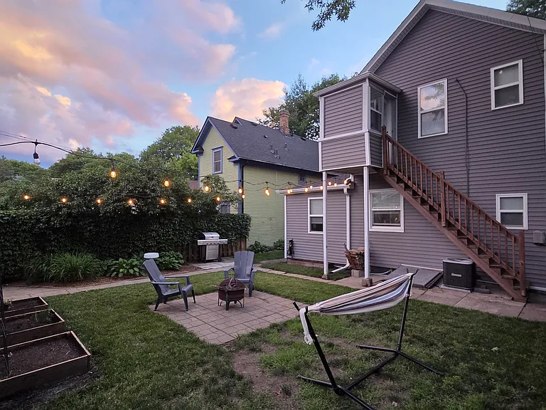 1519 Grand St NE #1 — Photo 10