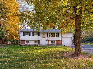 2615 Rockledge Trl, Dayton, OH 45430