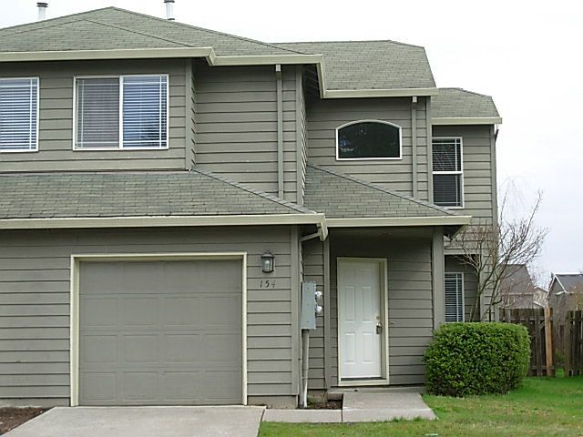 1st image of 154 SE 29th Ave