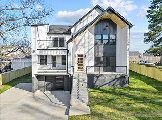 209 Redmond Dr, Fountain Inn, SC 29644