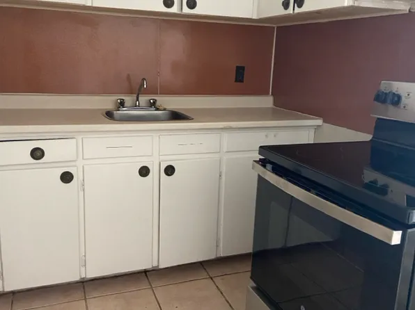 110 Breton Rd #2, Sault Ste. Marie, ON P6B 1B1