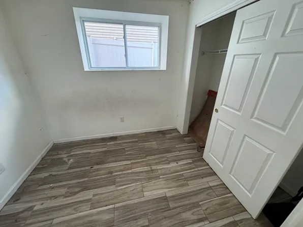 29 Bayonne Ct #1F, Staten Island, NY 10302