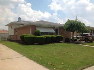 17127 Grant St, Lansing, IL