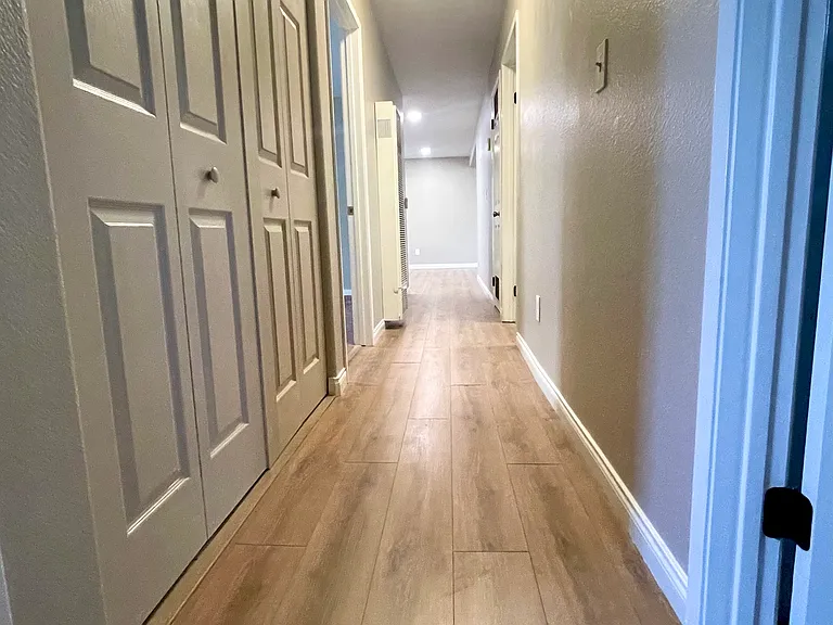 3035 S Palm Grove Ave #3035 — Photo 3
