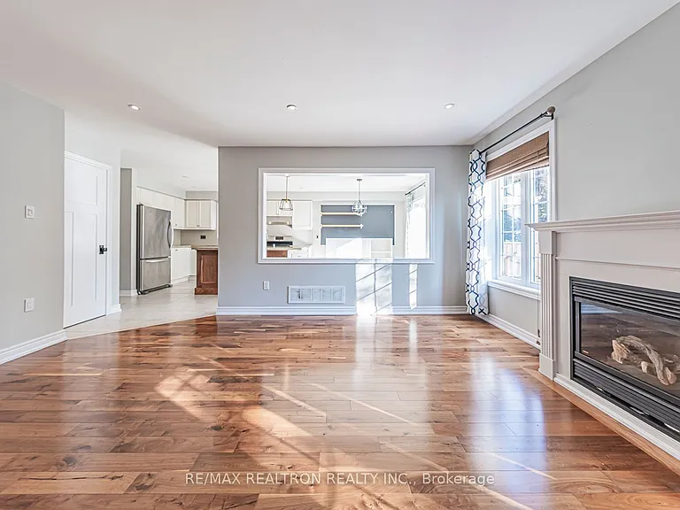 44 Moynahan Cres #MAIN — Photo 29