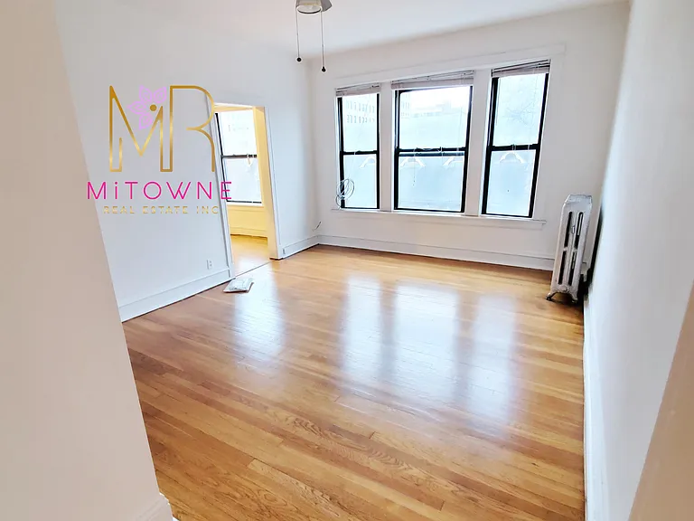 5300 N Kenmore Ave #3 — Photo 4