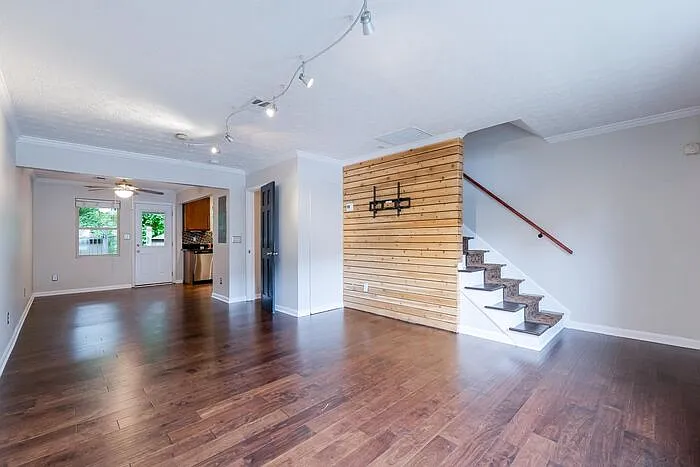 255 Winding River Dr #J — Photo 6
