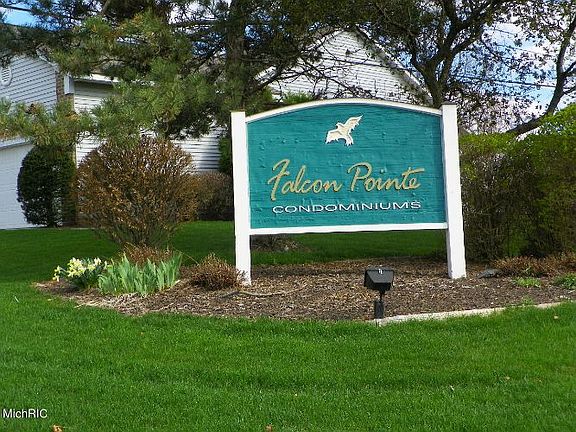 2nd image of 2582 Falcon Pointe Dr NW