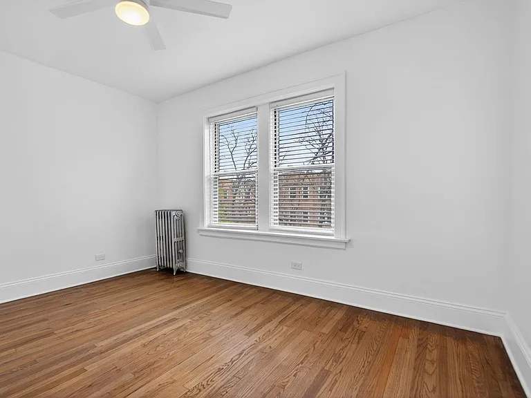 6308 N Artesian Ave #2 — Photo 5