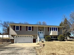 824 Janes Circle Dr SW, Alexandria, MN 56308