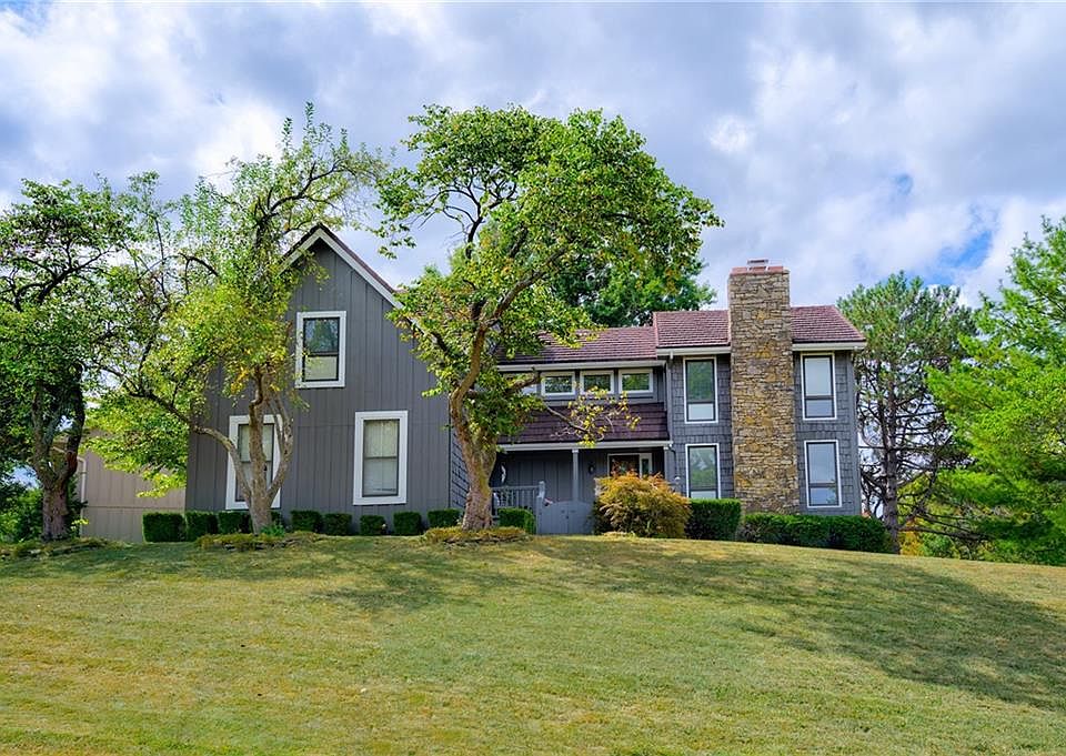1st image of 3637 NE Beechwood Dr