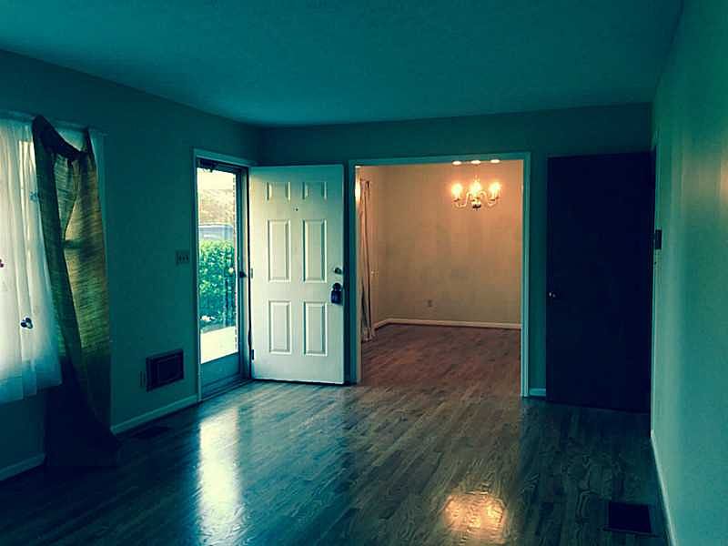 2nd image of 2884 Braselton Hwy