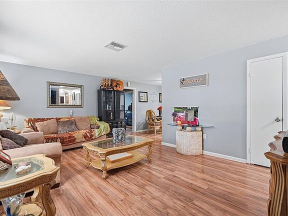 5th image of 8509 W Kipling Ln